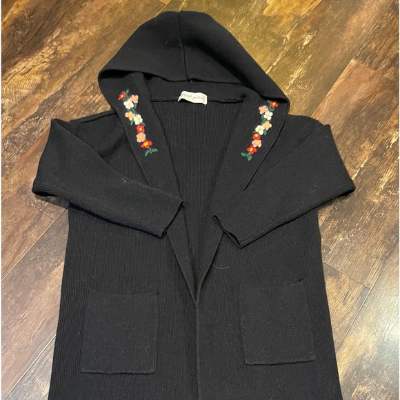 Women’s Sweet Generis Floral Cardigan size Med/Large - Picture 1 of 5